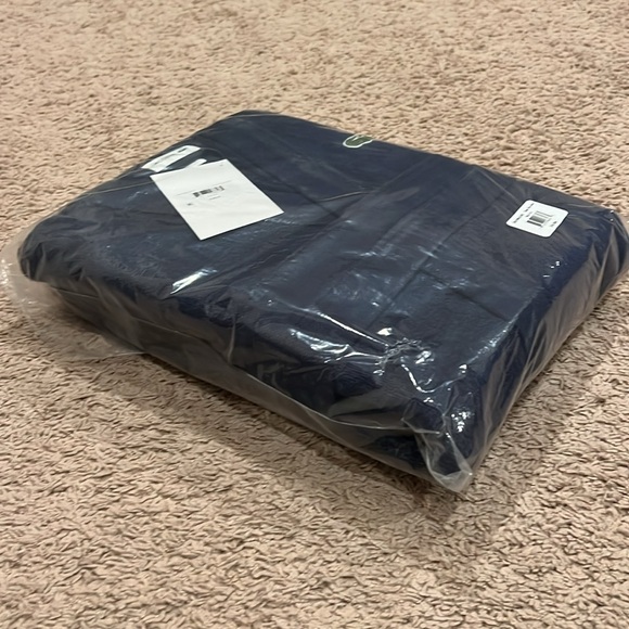 Lacoste Bath Robe - Picture 3 of 3